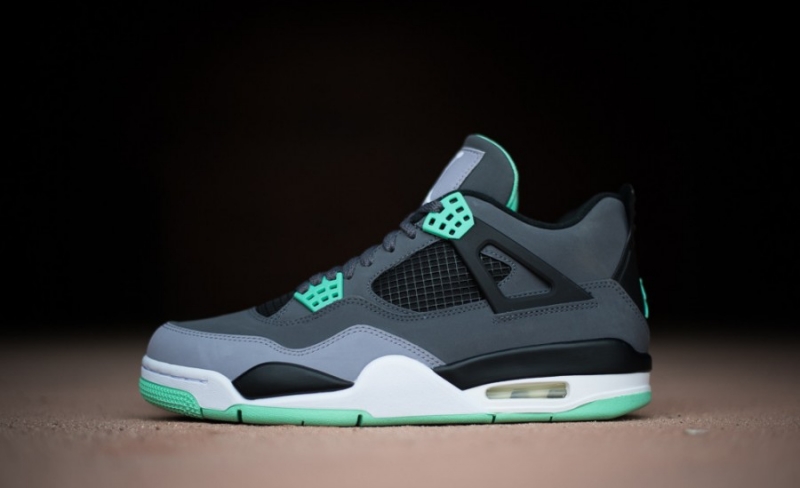 Air Jordan 4 Green Glow
