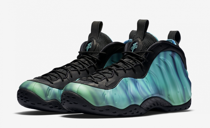 Nike Air Foamposite One Northern Lights