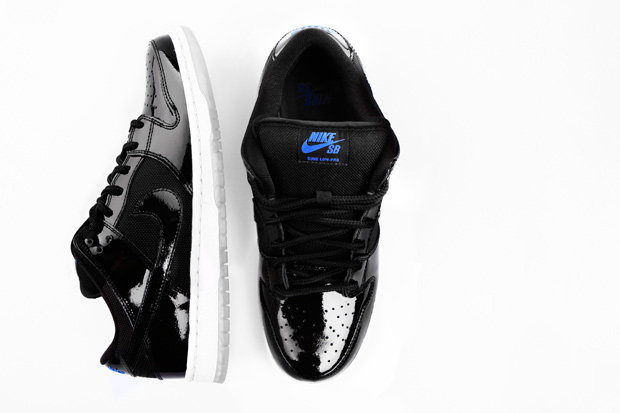 Nike SB Dunk Low Space Jam