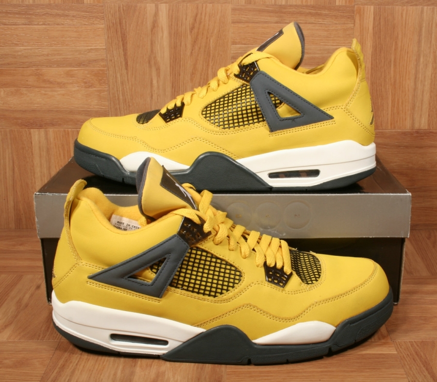 Air Jordan 4 Lightning