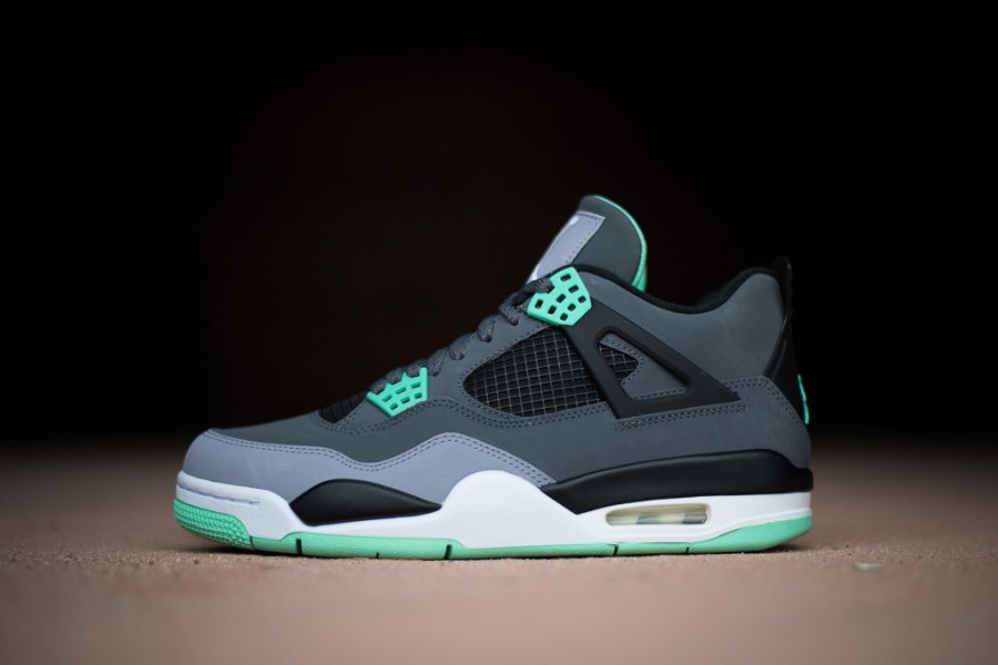 Air Jordan 4 Green Glow