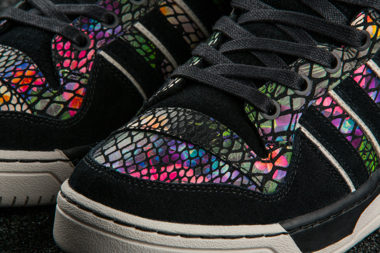 Adi_BigSean_Details_360_SML_SML