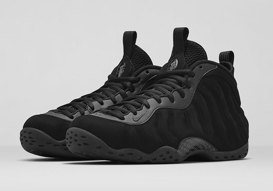 Nike Air Foamposite One Triple Black