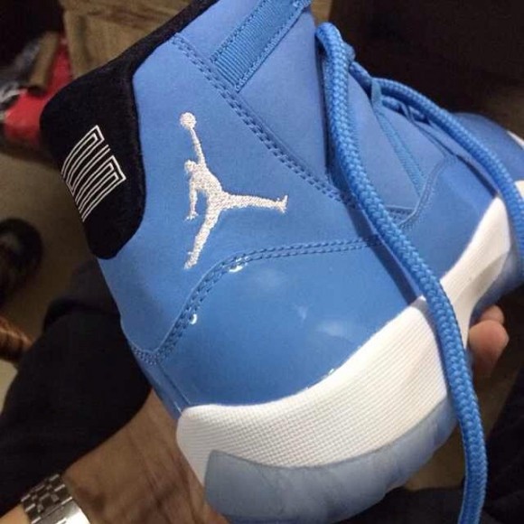 air-jordan-11-pantone-1-580x580