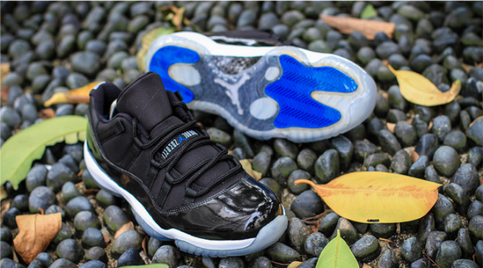 space-jam-air-jordan-11-low-2015