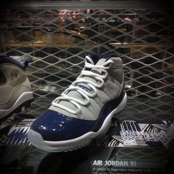air-jordan-11-georgetown_02 (1)