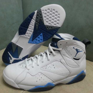air-jordan-7-french-blue-2015-retro-03-570x571