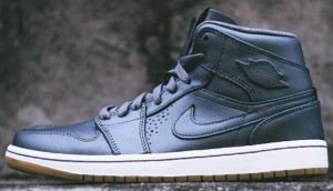 air-jordan-1-mid-nouveau-cool-grey-gum