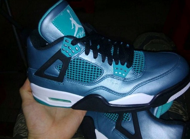 air-jordan-4-teal-detailed-look-02