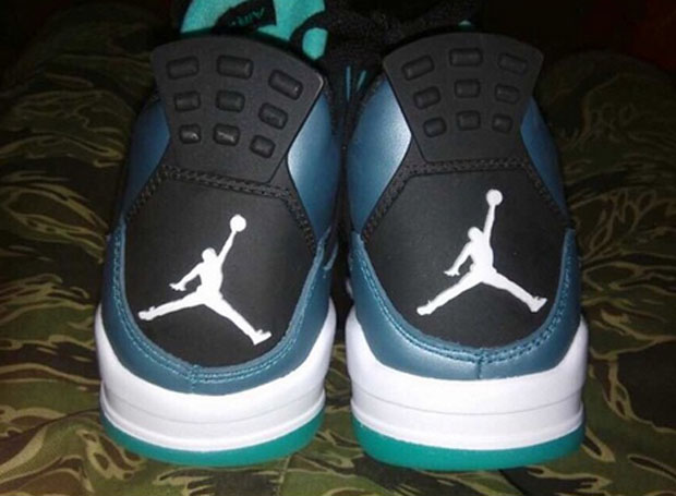 air-jordan-4-teal-detailed-look-04