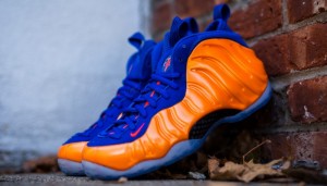nike-air-foamposite-one-knicks-arriving-to-retailers-700x400