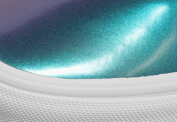 vans-slip-on-iridescent-patent-leather-4