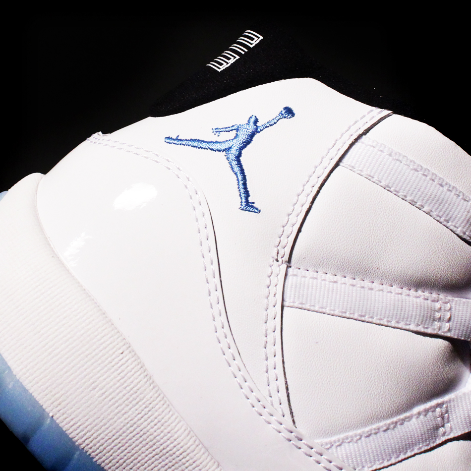 121014-aj11-02