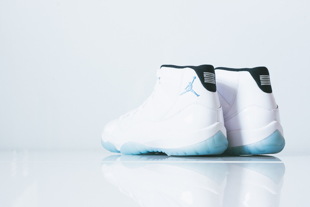 Air_Jordan_11_Retro_Columbia_378037_117_Sneaker_Politics_1_1024x1024