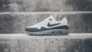 Nike_Air_MAx_1_Ultra_Moire_Neutral_Grey-700x400