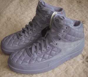air-jordan-2-quilted-leather-cool-grey