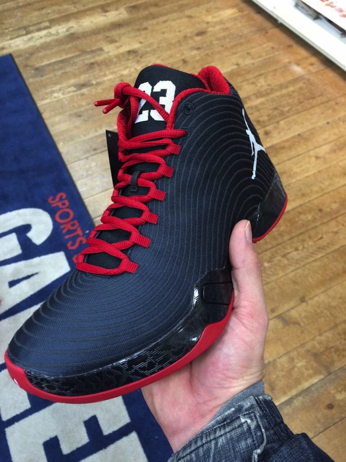 air-jordan-xx9-black-red-wave-pattern-1