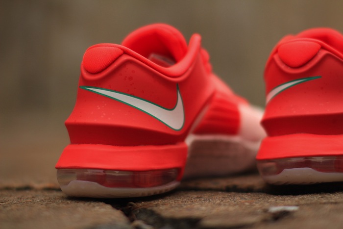 egg-nog-kd-7-christmas-3