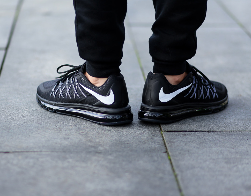 nike-air-max-2015-black-white-1