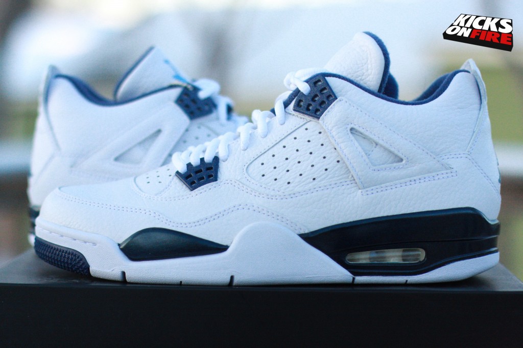 Air Jordan 4 Legend Blue