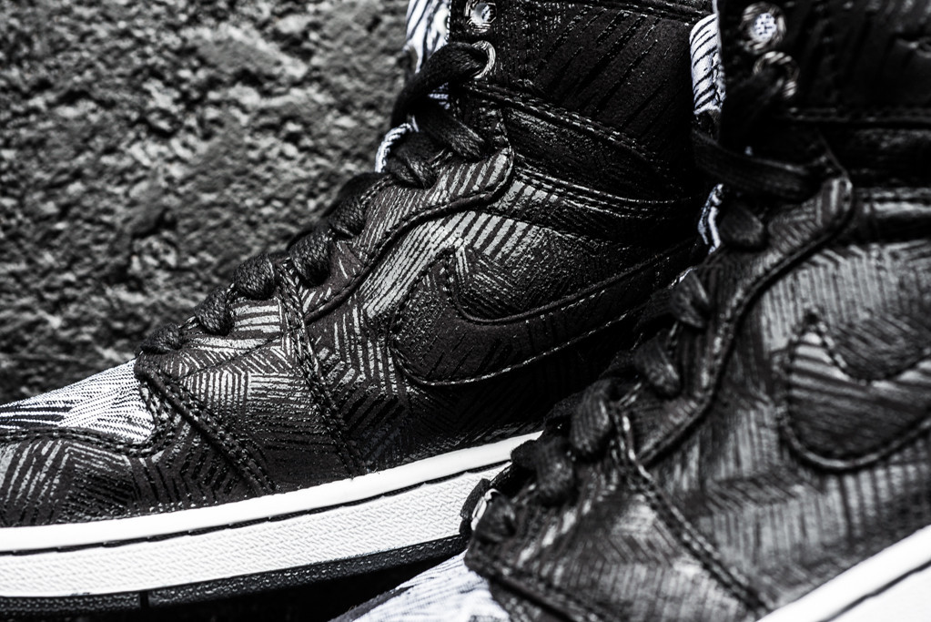 air-jordan-1-bhm-black-history-month-2015-4