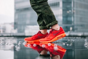 nike-air-max-1-ultra-moire-university-red-681x454