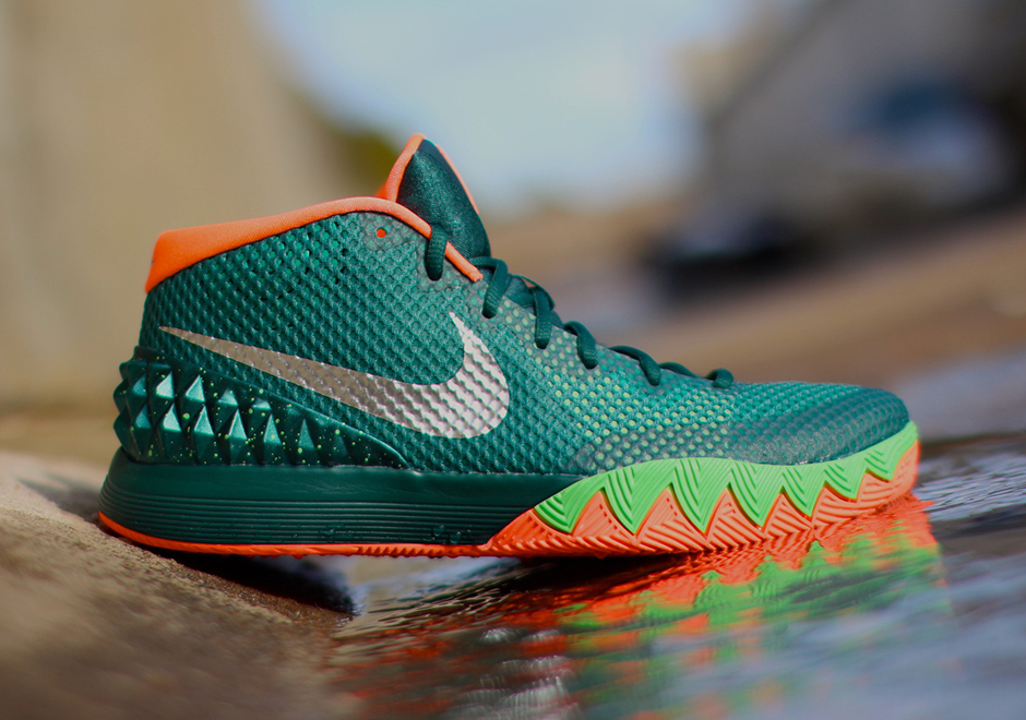 Nike Kyrie 1 FlyTrap